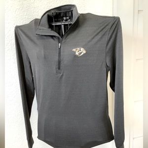 Men’s Nashville Predators Zip Pullover. Size S